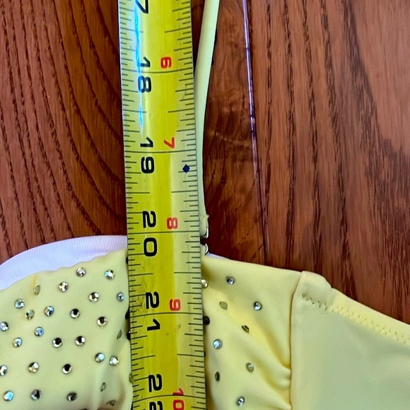 Victoria’s Secret yellow bikini swim top with rhinestones size medium - Picture 13 of 16